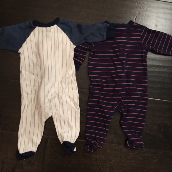 Lot of 6 Carter’s Pyjamas (Footed Onesies) - Picture 3 of 7